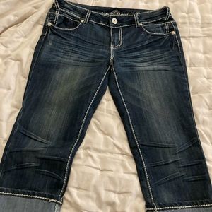 Almost Famous Crop jeans